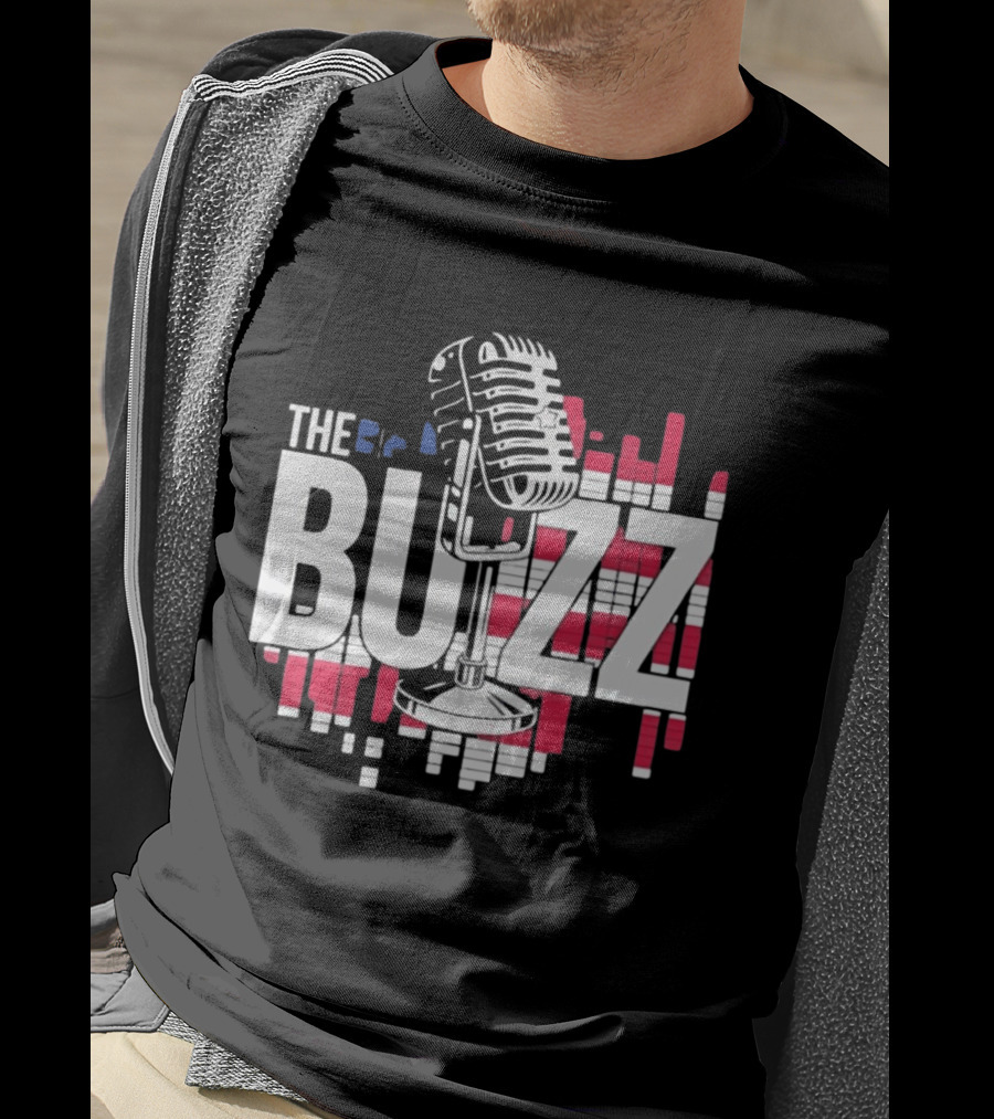 Podcast The Buzz Microphone T-Shirt