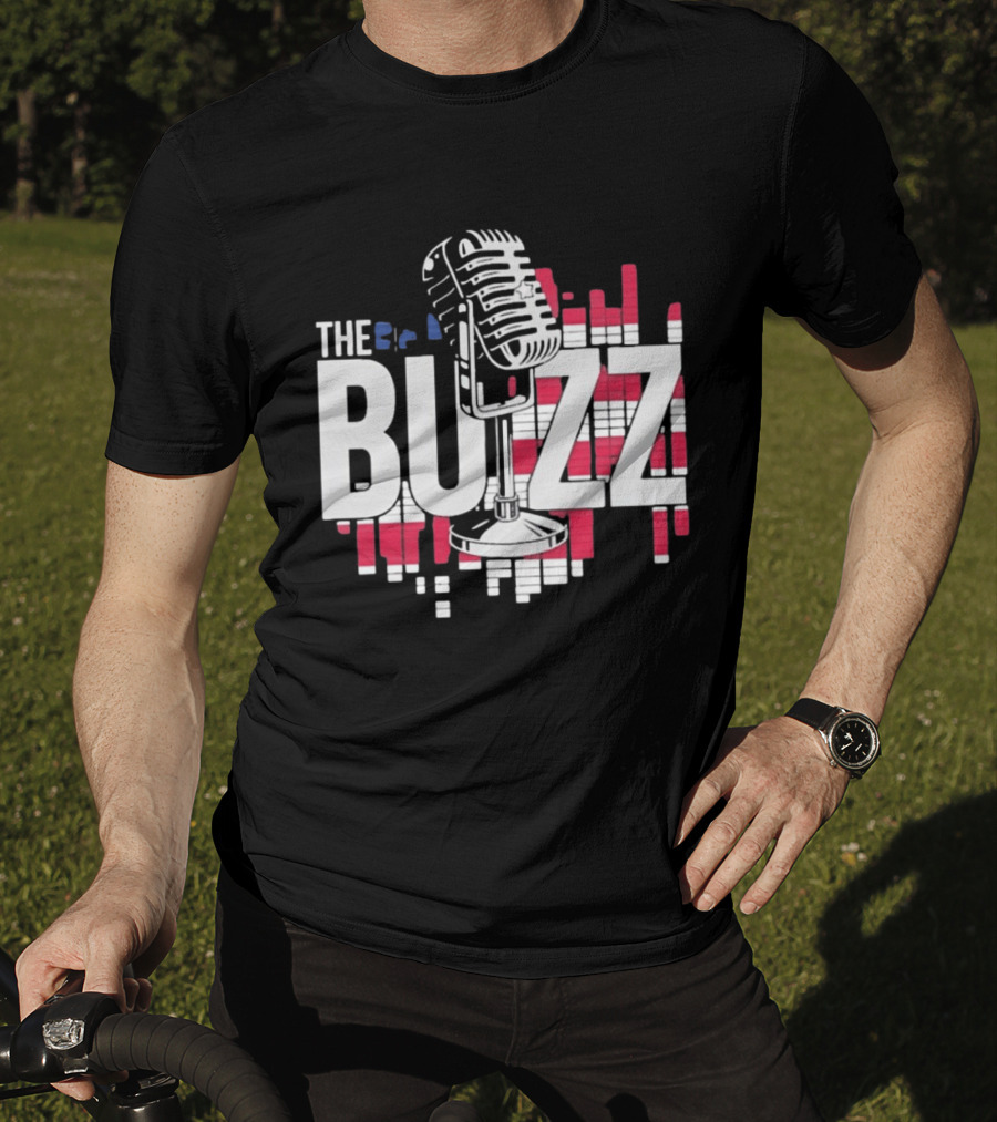 Podcast The Buzz Microphone T-Shirt
