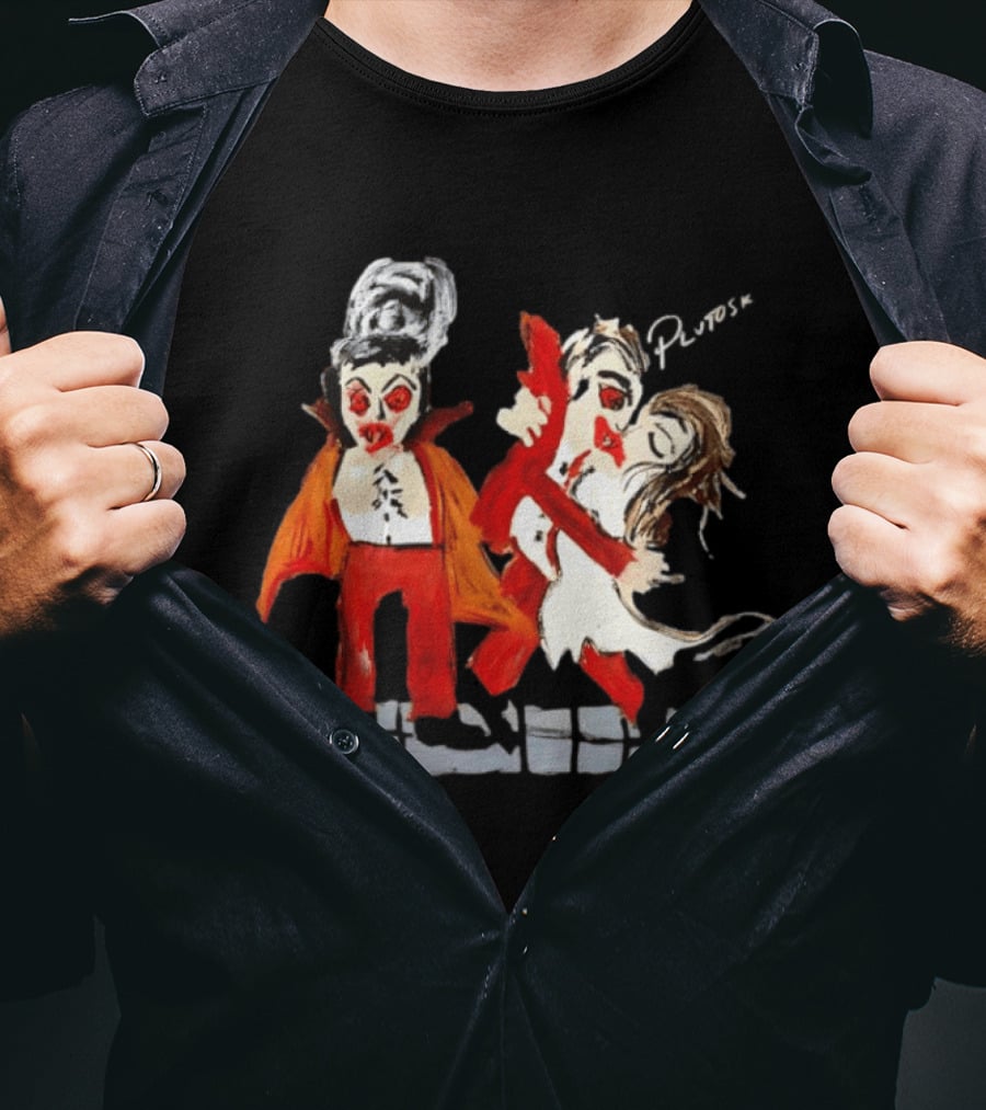 Dracula And Bride Kissing PlutoSki Halloween Vampire Couple Romantic Horror T-Shirt