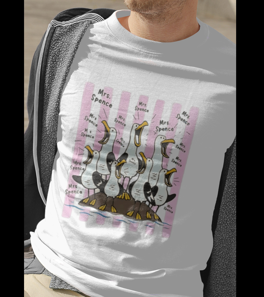 Mrs Spence Screaming Seagulls T-Shirt
