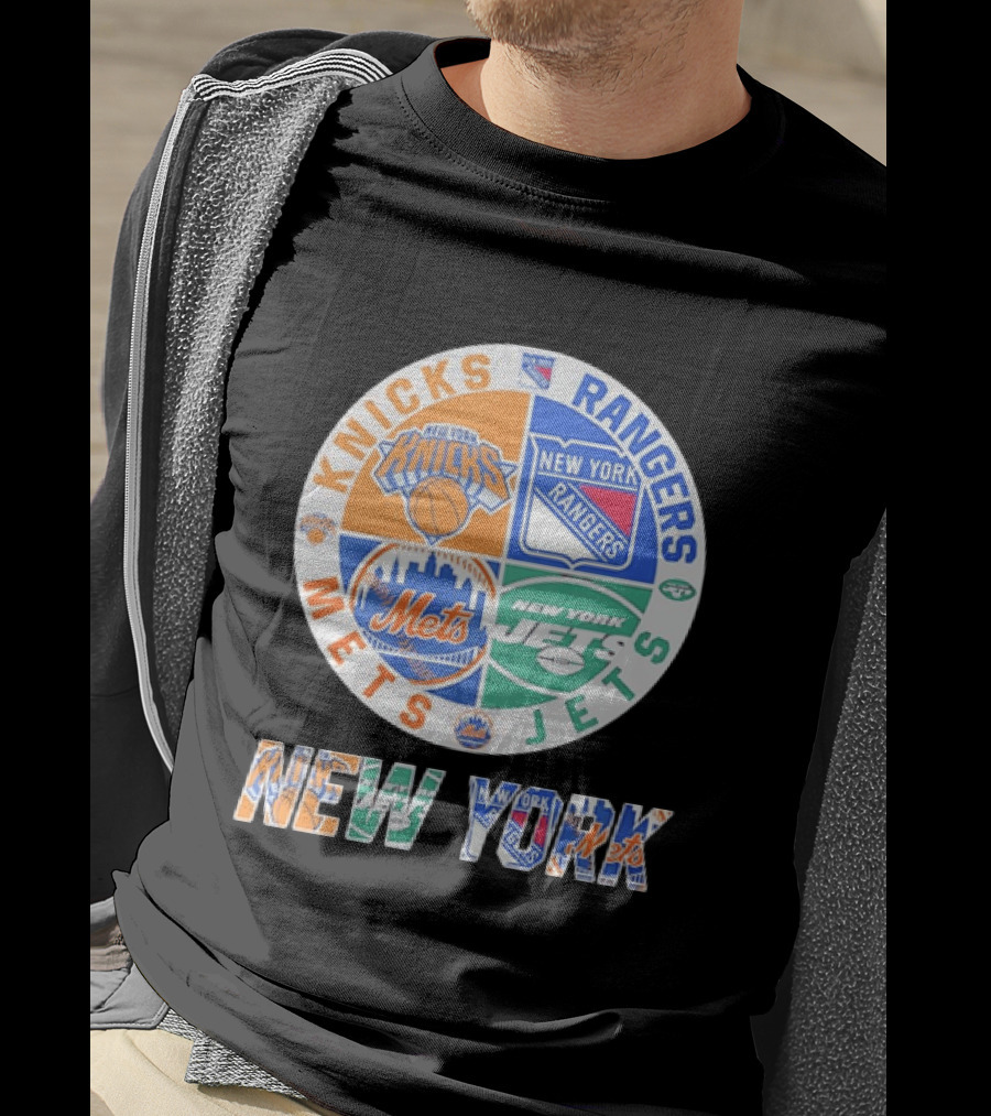 New York Knicks Rangers Mets Jets Fan Logos NY Sports Team Circle T-Shirt