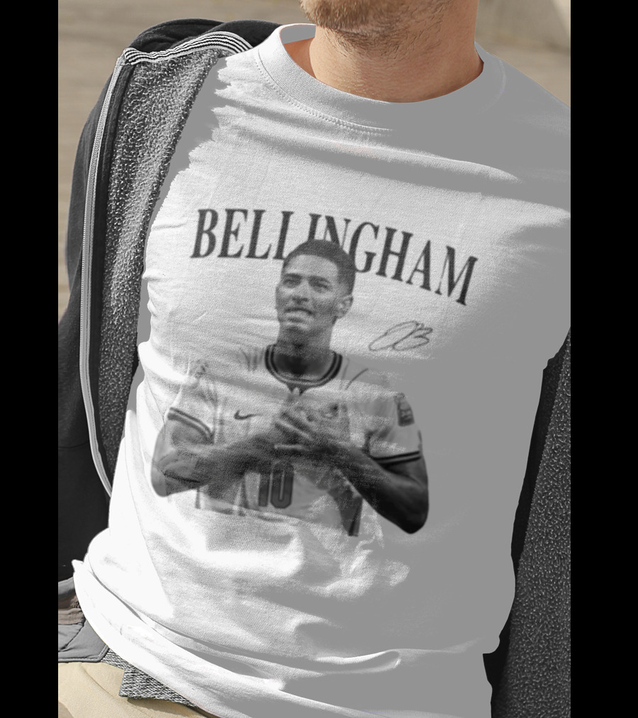 Bellingham England Number 10 Footballer Iconic Three Lions T-Shirt