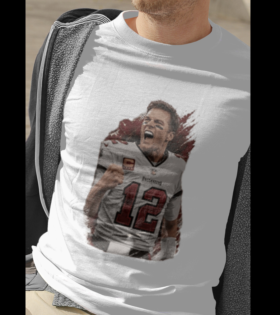 Tampa Bay Buccaneers Tom Brady Number 12 NFL Legend T-Shirt