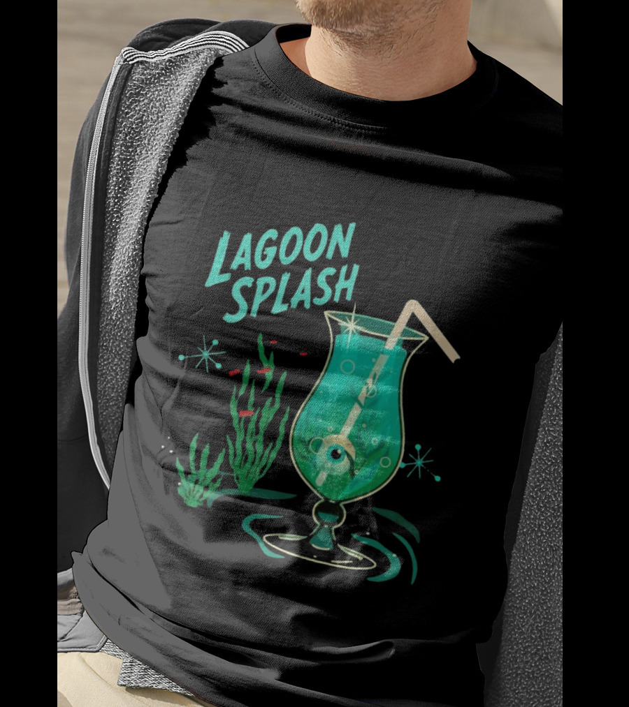 Creature From The Black Lagoon Lagoon Splash Cocktail T-Shirt