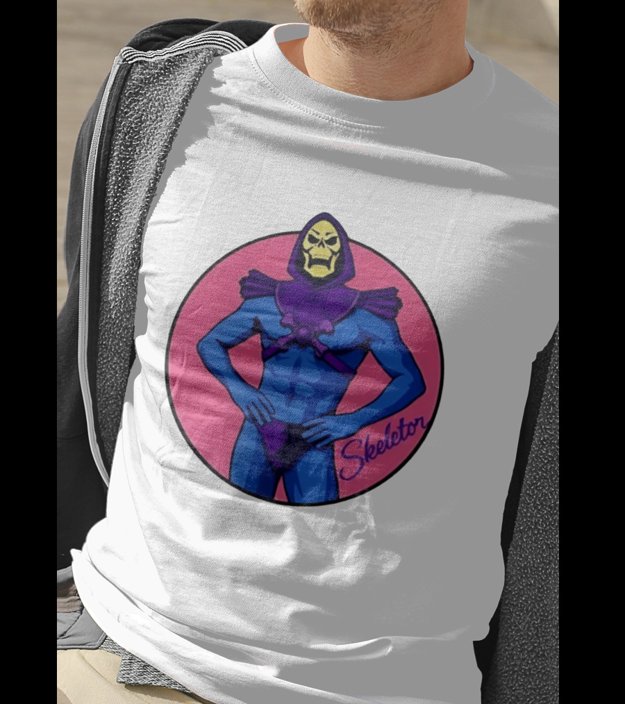 Skeletor Powerful Stance Pink T-Shirt