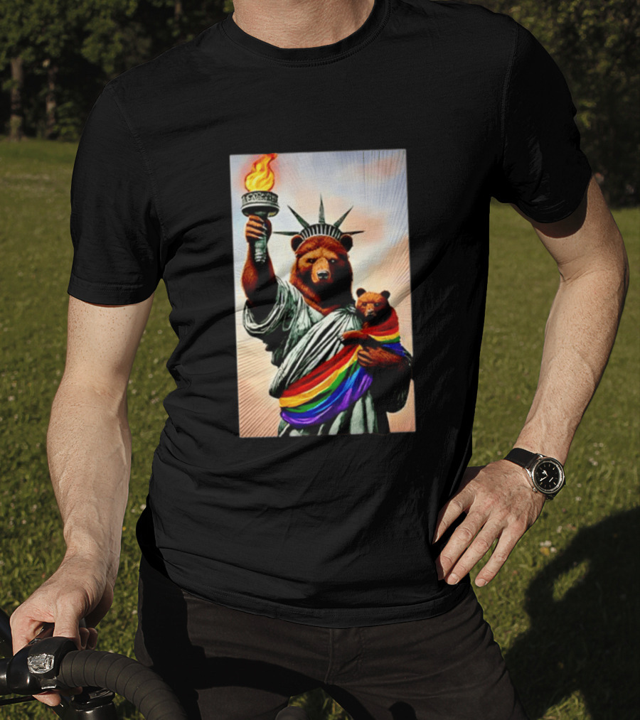 Bear Statues Liberty Rainbow Pride Torch T-Shirt