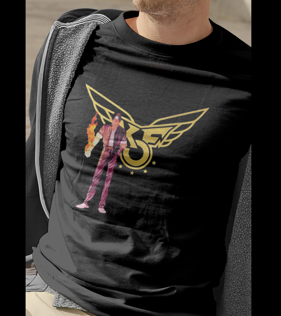 KOF Kyo Kusanagi Fire Power Iconic Wings T-Shirt