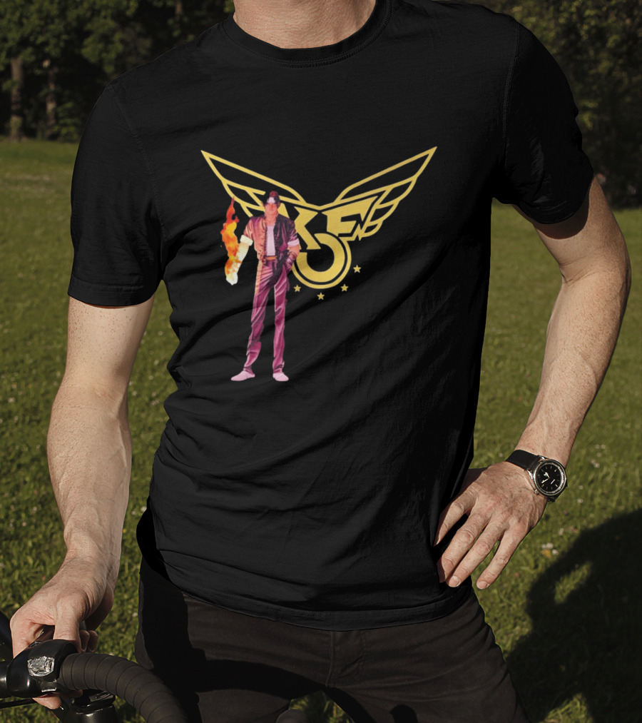 KOF Kyo Kusanagi Fire Power Iconic Wings T-Shirt