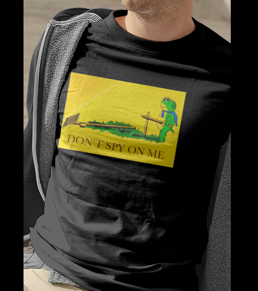 Portland Frog Don't Spy On Me Anti Flock Camera T-Shirt