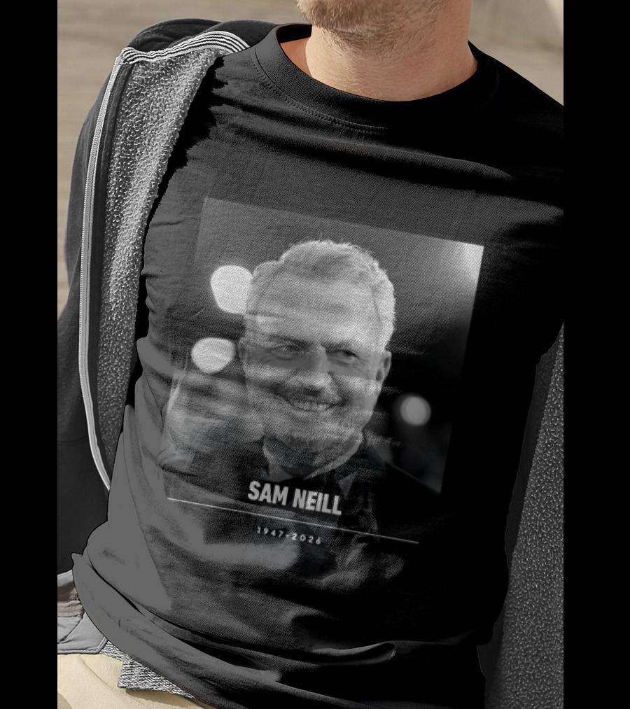 RIP Sam Neill Dr Alan Grant Jurassic Park 1947 2026 T-Shirt