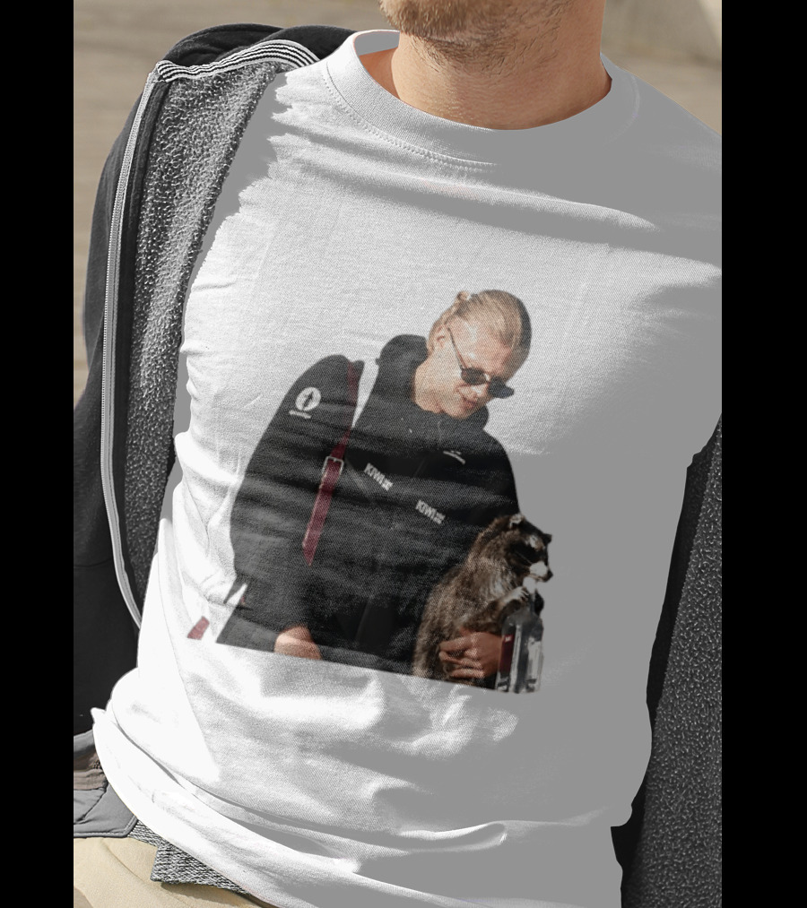 Erling Haaland Raccoon Meme Football KIWI K SPACE Texas T-Shirt