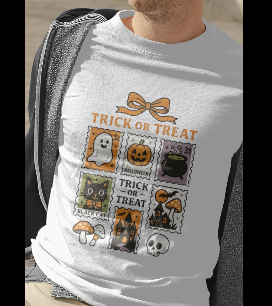 Trick Or Treat Halloween Ghost Pumpkin Cauldron Black Cat Haunted House T-Shirt