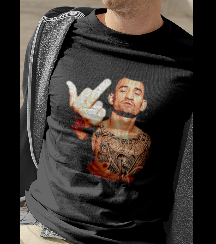 Max Holloway UFC Fighter Pose Middle Finger Tattoo T-Shirt