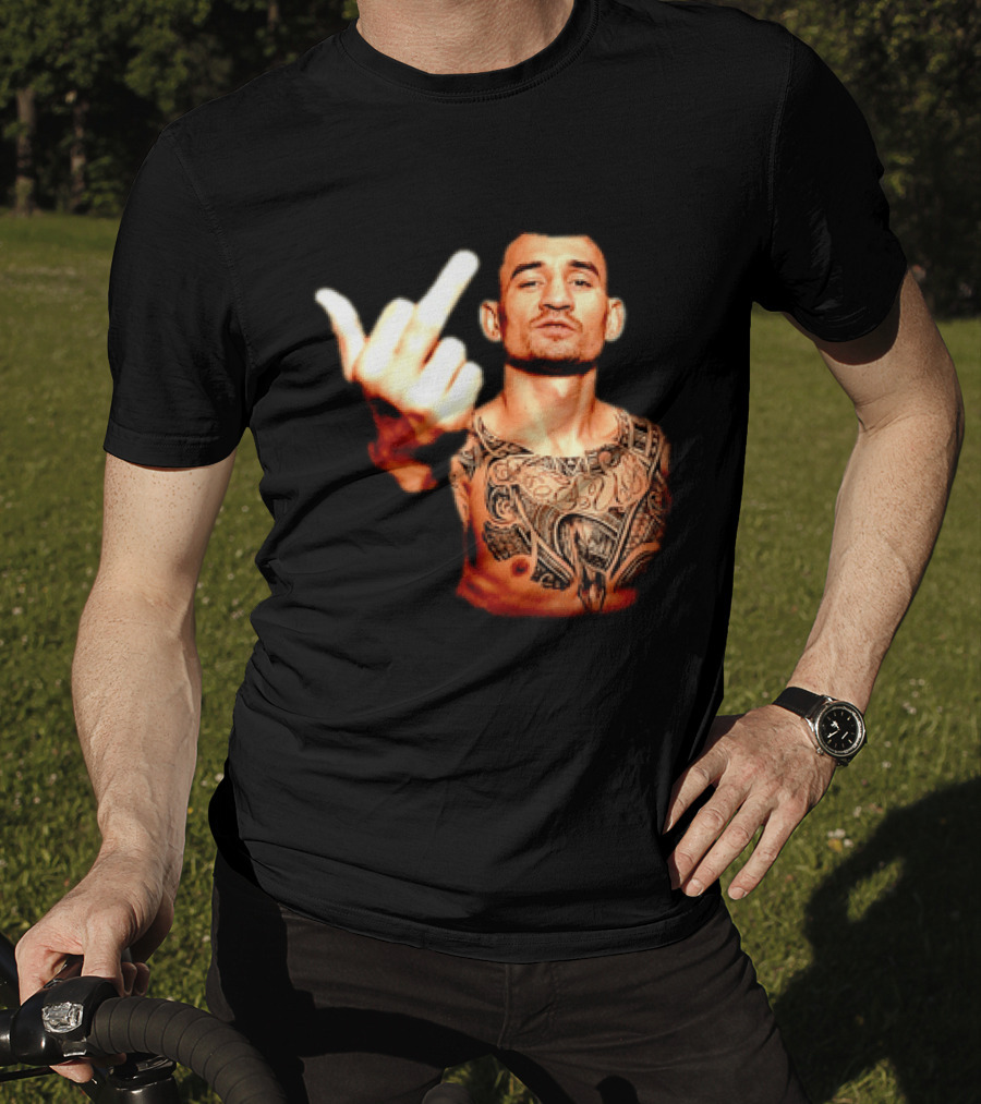 Max Holloway UFC Fighter Pose Middle Finger Tattoo T-Shirt