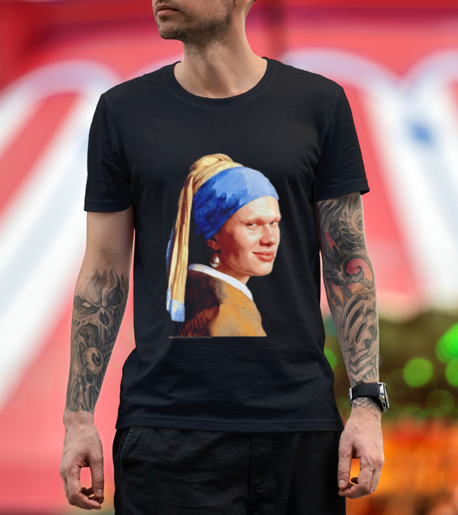 Erling Haaland Girl With A Pearl Earring Football T-Shirt