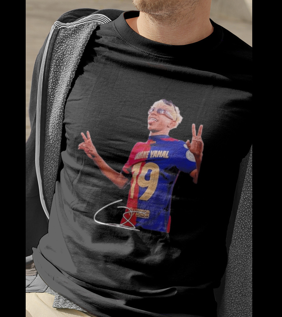 Lamine Yamal Barcelona Peace Sign Celebration 19 Jersey T-Shirt
