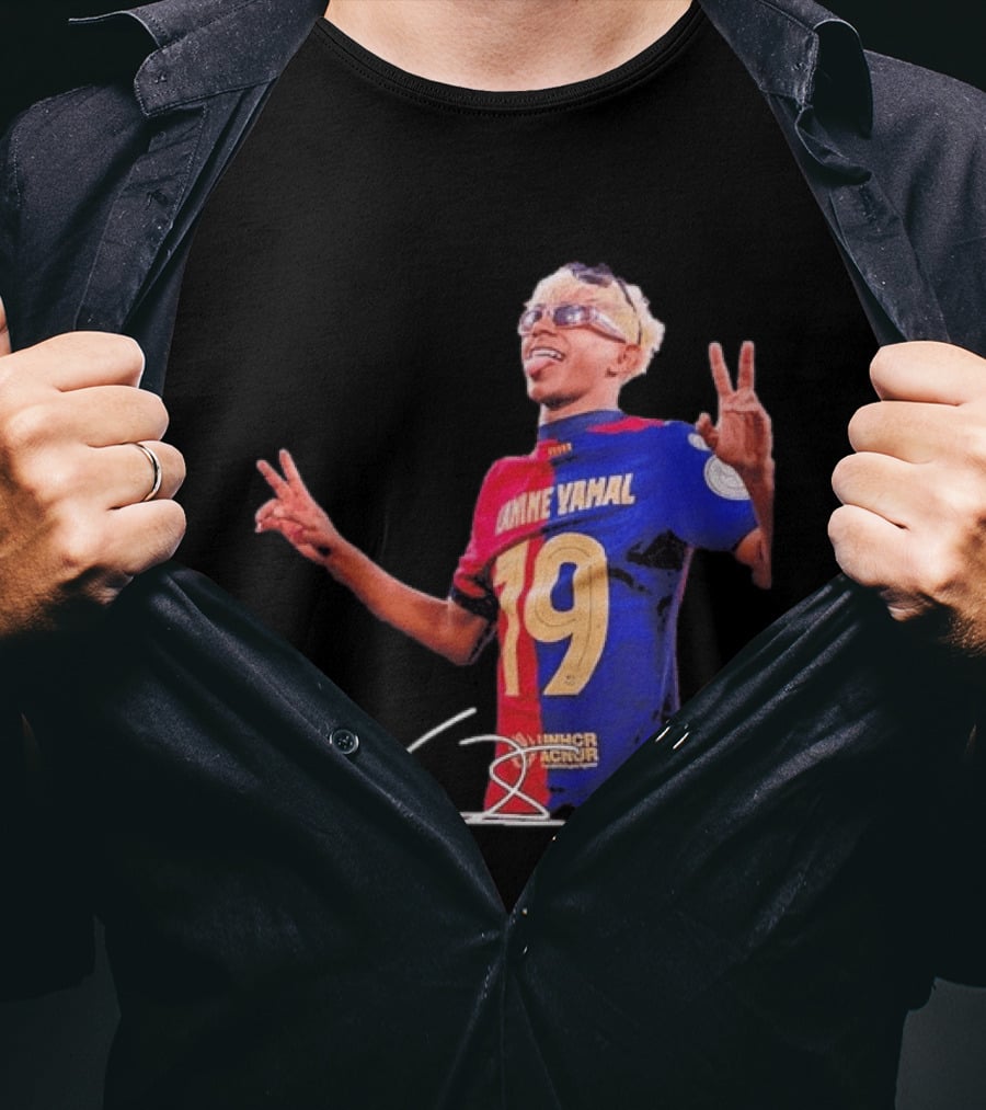 Lamine Yamal Barcelona Peace Sign Celebration 19 Jersey T-Shirt