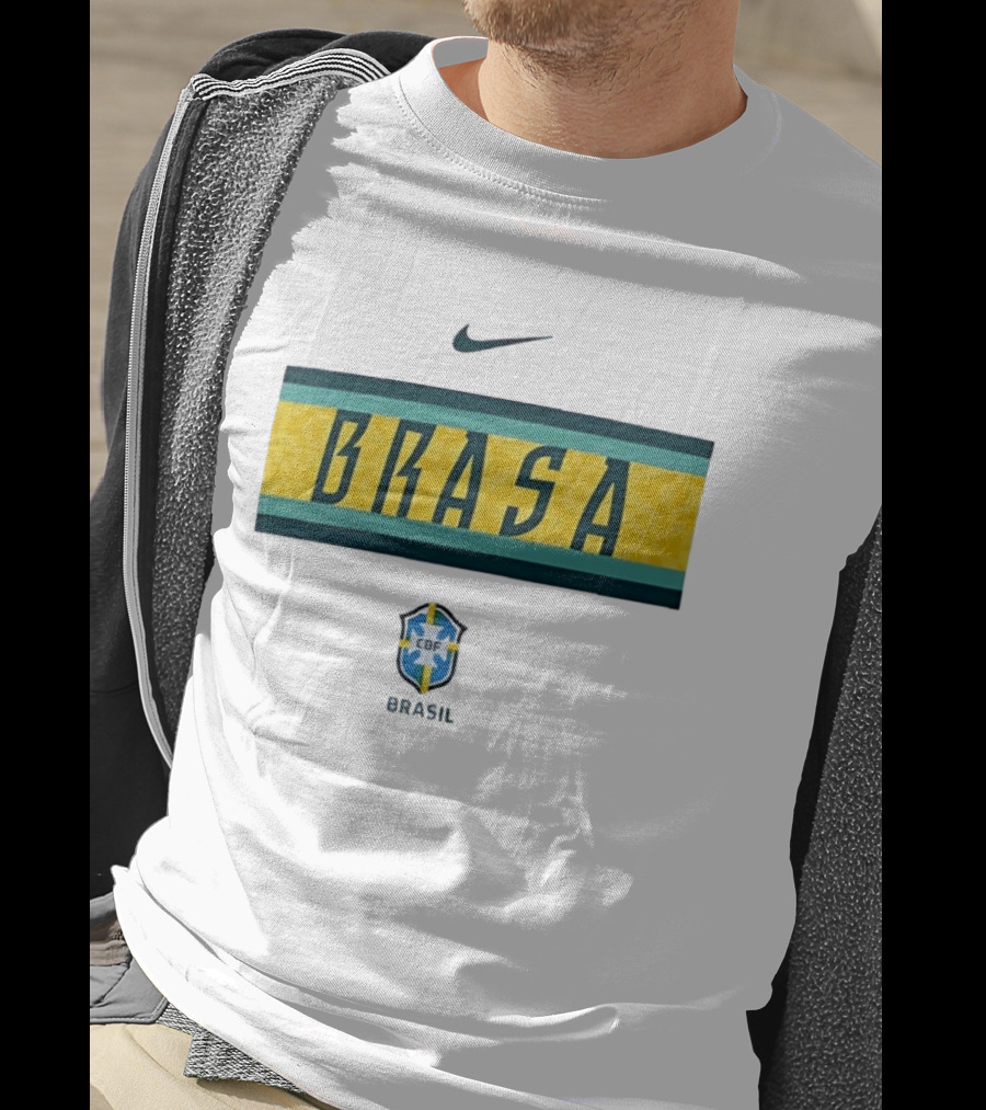 Nike Brasa Brazil CBF Football Crest T-Shirt