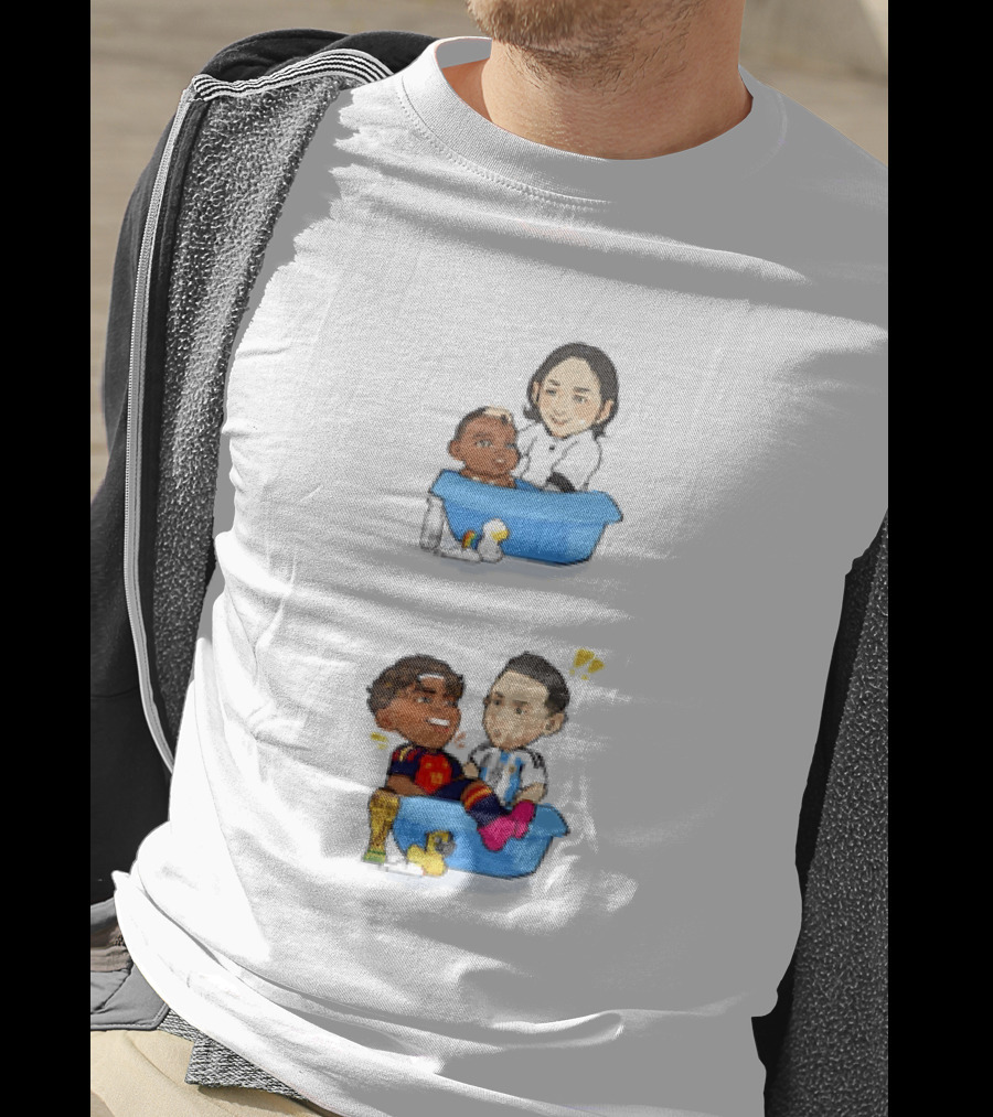 Lamine Yamal Lionel Messi Chibi Bathtub FC Barcelona Cartoon T-Shirt