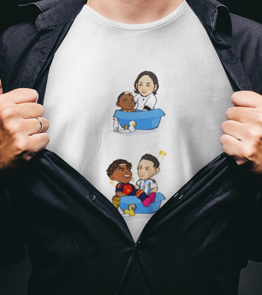 Lamine Yamal Lionel Messi Chibi Bathtub FC Barcelona Cartoon T-Shirt