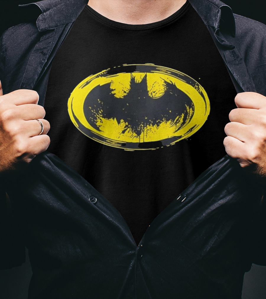 Batman Distressed Yellow Oval T-Shirt