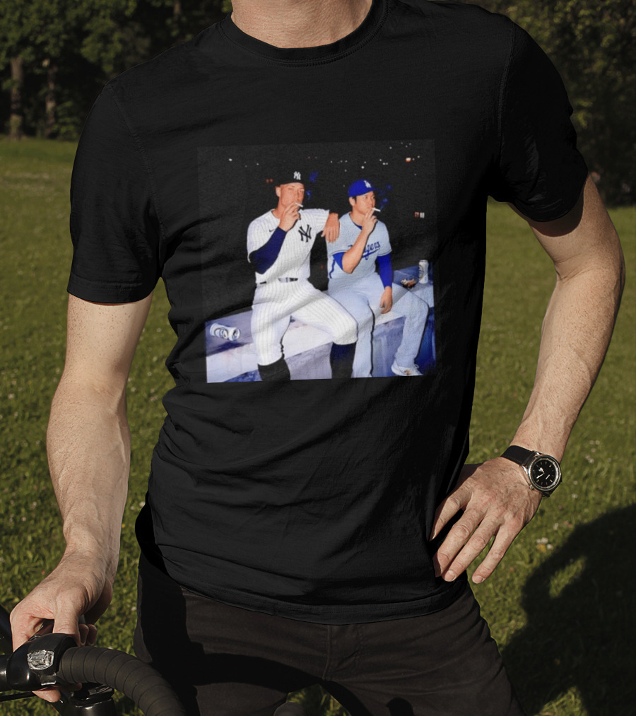 Aaron Judge New York Yankees Shohei Ohtani Los Angeles Dodgers MLB Smoking Scene T-Shirt