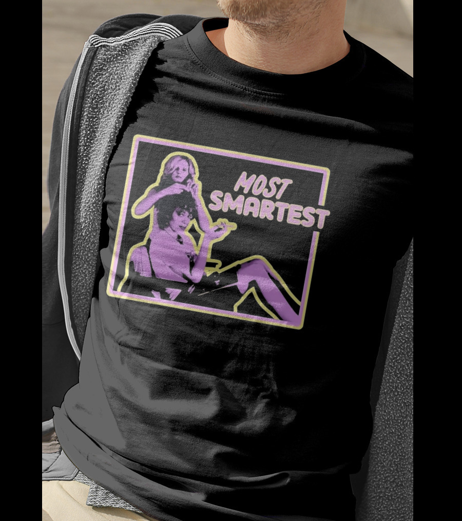 Most Smartest Women Having Their Hair Done Retro Pop T-Shirt