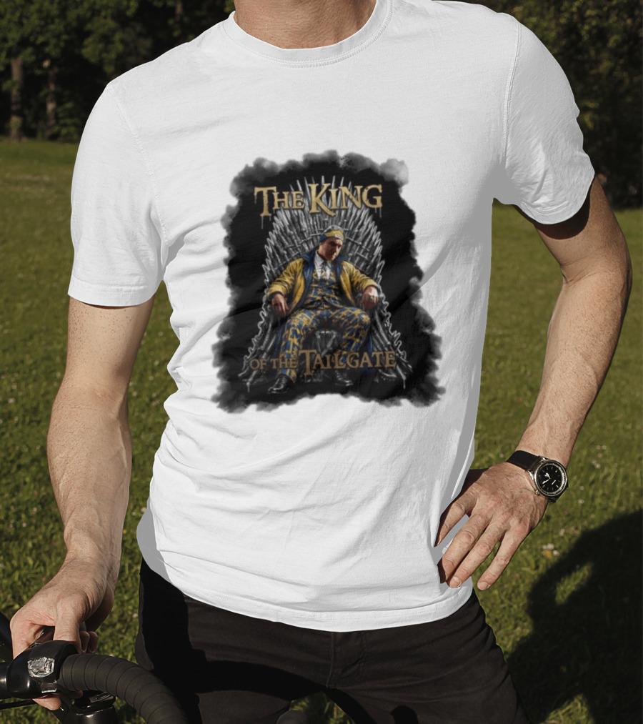 The King Of The Tailgate Chicago Bears Bill Murray Thrones Chair T-Shirt