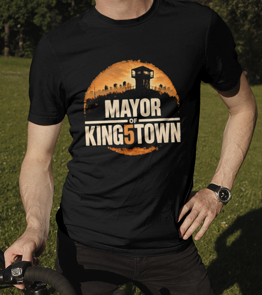 Mayor Of Kingstown Tower Silhouette Skyline Orange Circle T-Shirt