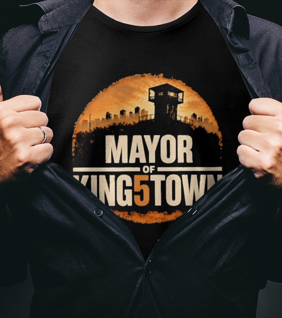 Mayor Of Kingstown Tower Silhouette Skyline Orange Circle T-Shirt