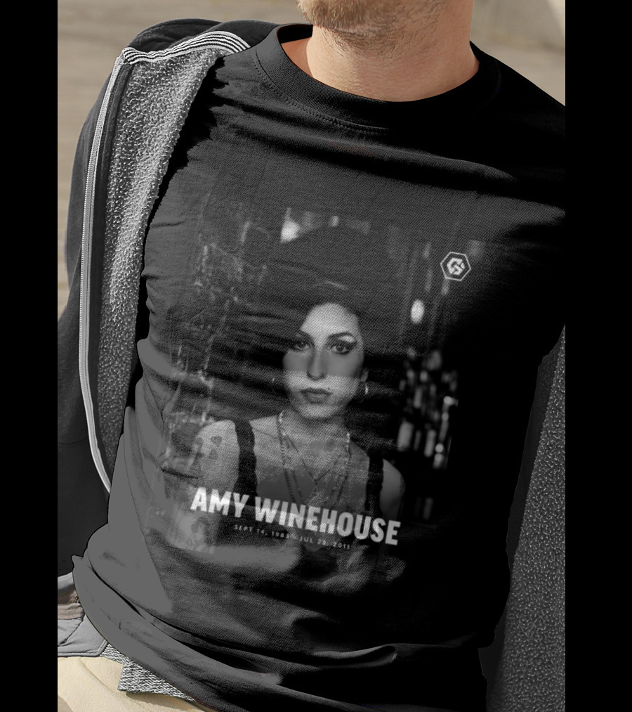 AMY WINEHOUSE Sept 14 1983 Jul 23 2011 Tribute Anniversary Memoriam T-Shirt