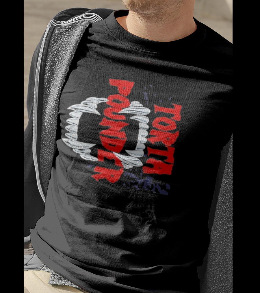 Torta Pounder Fangs Bite T-Shirt