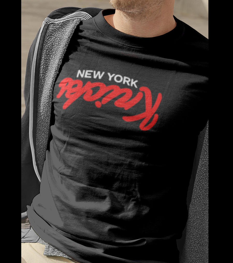 New York Knicks NBA Basketball Retro Red Script T-Shirt