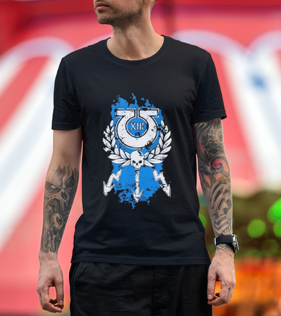 XIII Ultramarines Distressed Warhammer 40k Skull Lightning Laurel T-Shirt