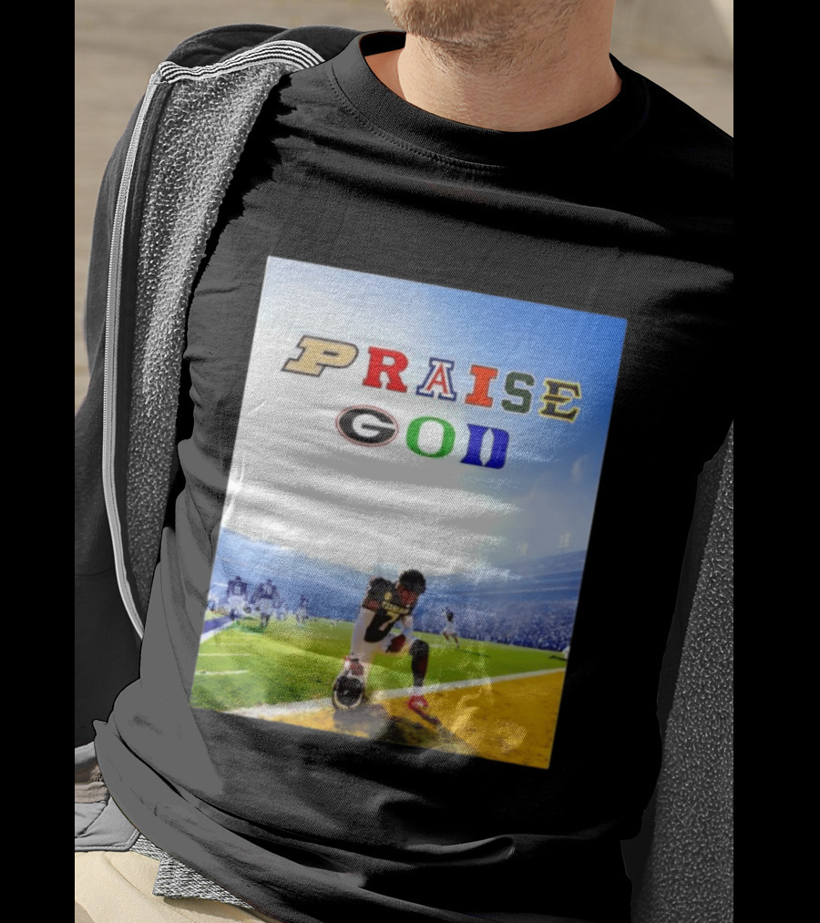 Texas AM Football Player No 7 Praise God Stadium Scene T-Shirt