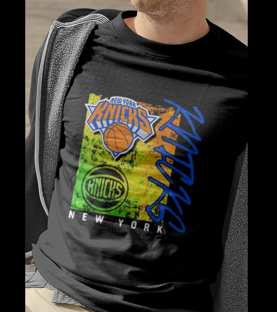 New York Knicks Distressed Basketball Retro Style NBA Fan Favorite T-Shirt