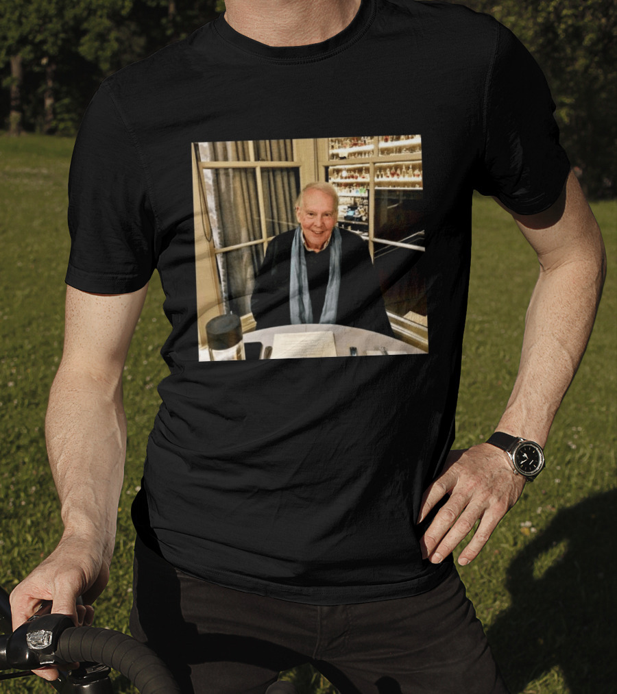 I Don't Know Who This Is. T-Shirt
