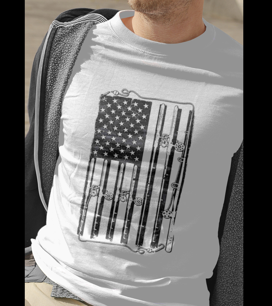 Distressed American Flag Fishing Rod Patriotic USA Angling Stars And Stripes T-Shirt