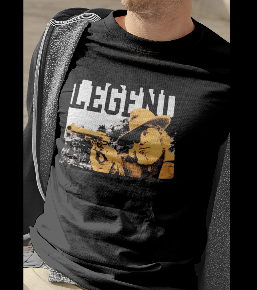 Legend Clint Eastwood Pointing Revolver T-Shirt