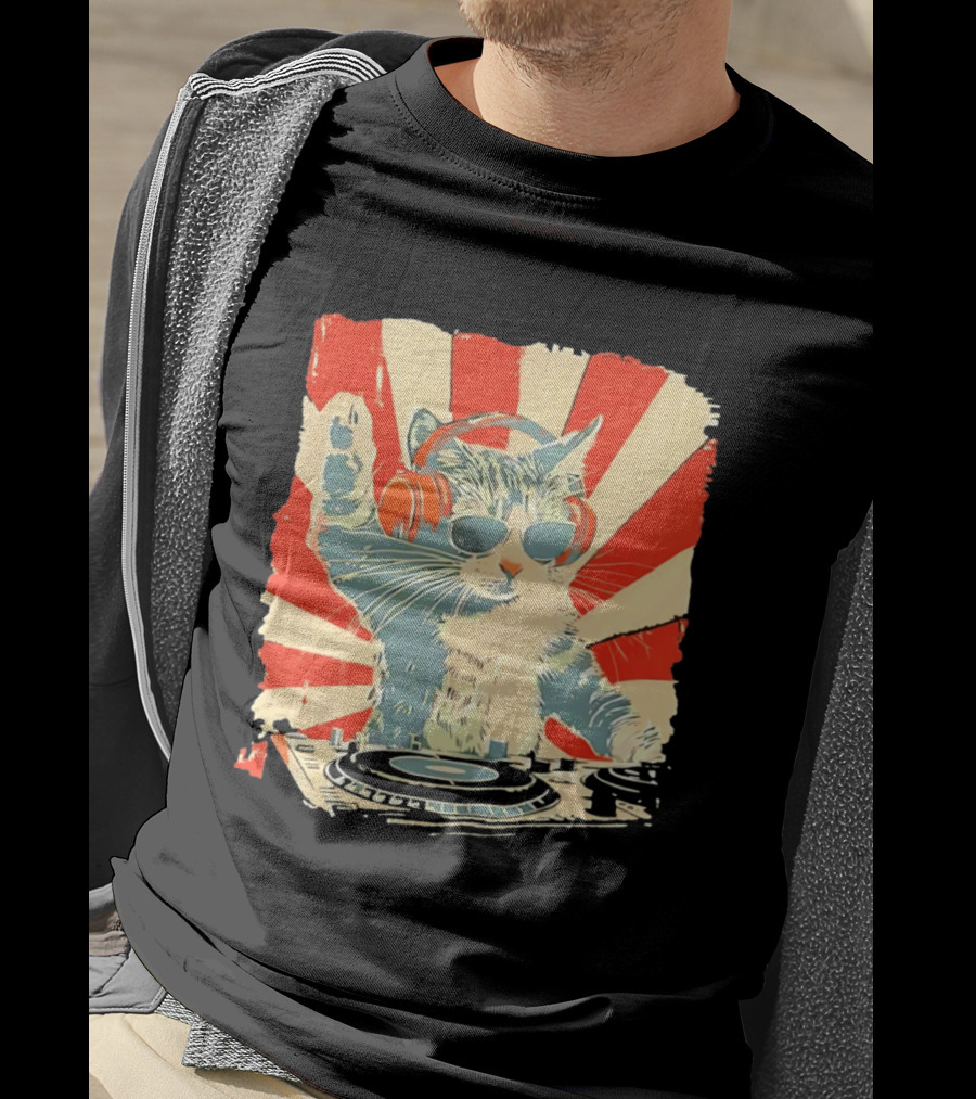 DJ Cat Headphones Sunglasses Retro Style Music Lover T-Shirt