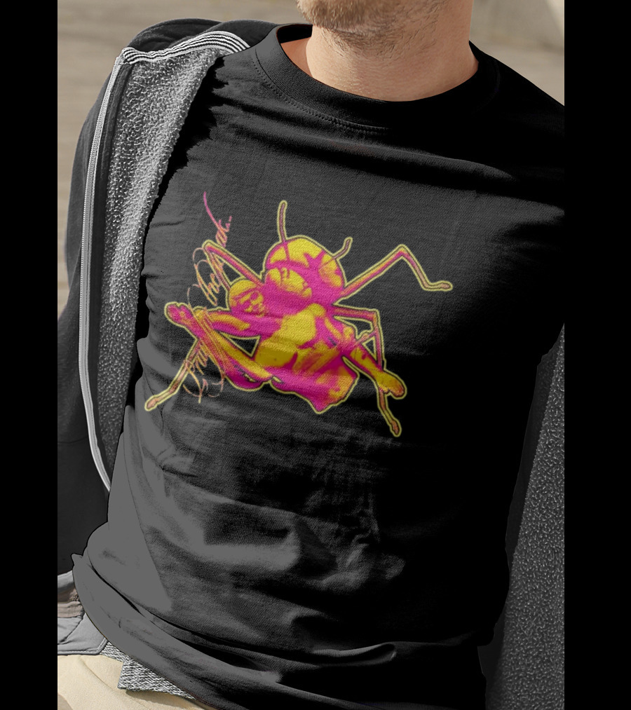 Pray Of The Mantis Humanoid Insect Fantasy T-Shirt
