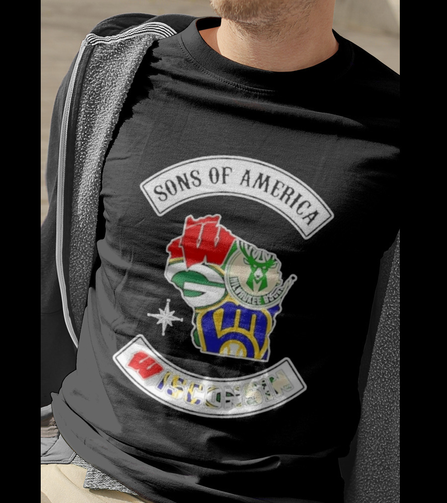 Sons Of America Wisconsin Map Milwaukee Brewers Green Bay Packers Badgers Bucks T-Shirt