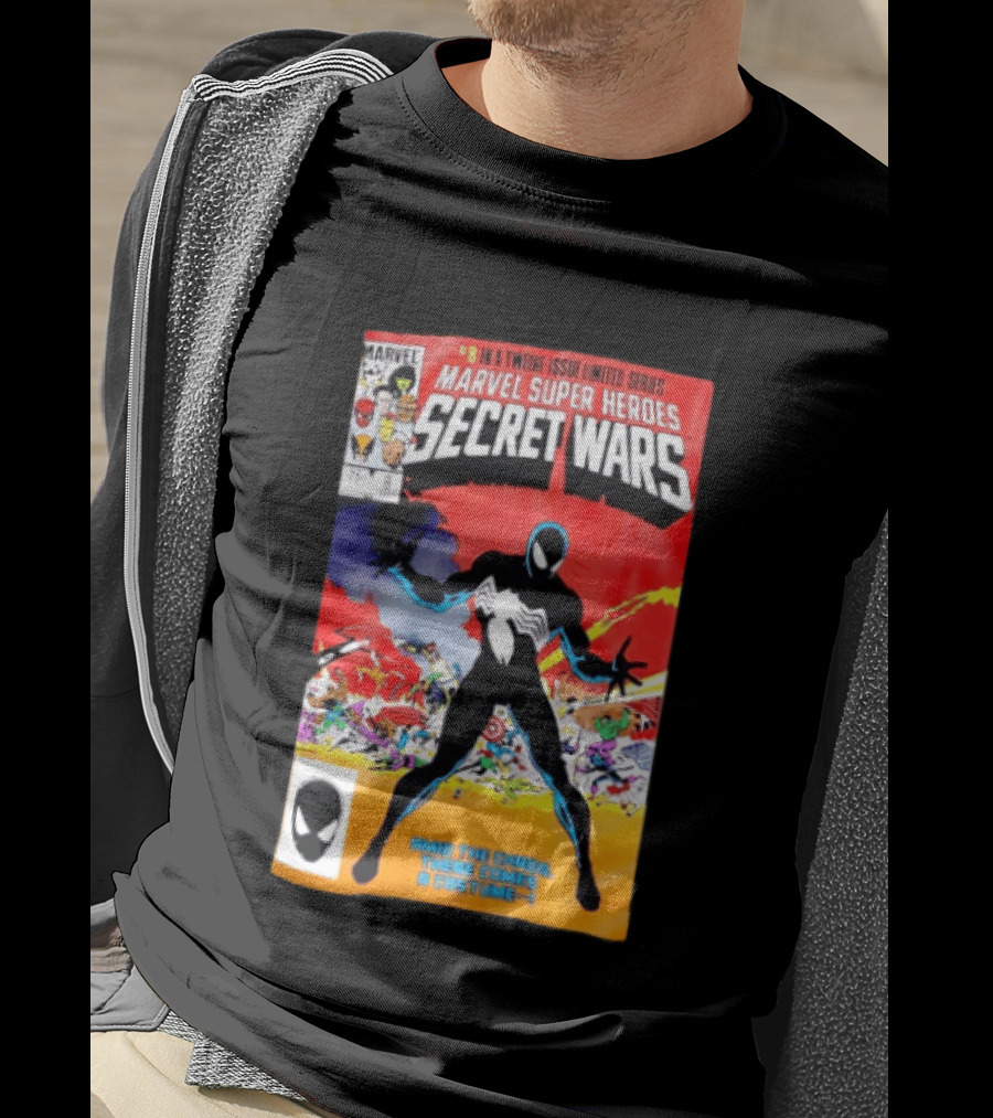 Marvel Super Heroes Secret Wars Issue 8 Spider Man Black Suit Comic Cover T-Shirt