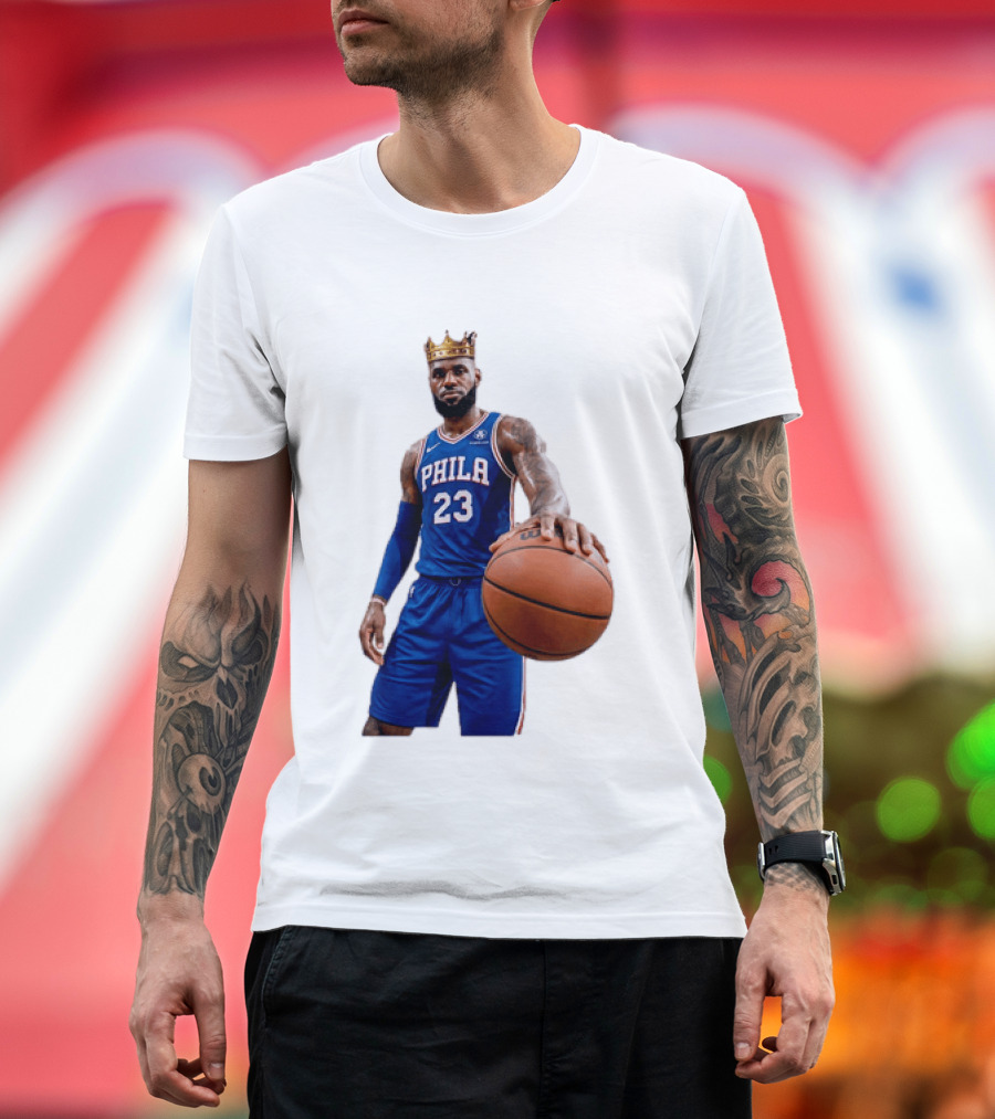 LeBron James King Crown Dribbling Philadelphia 76ers Basketball Player 23 Phila T-Shirt