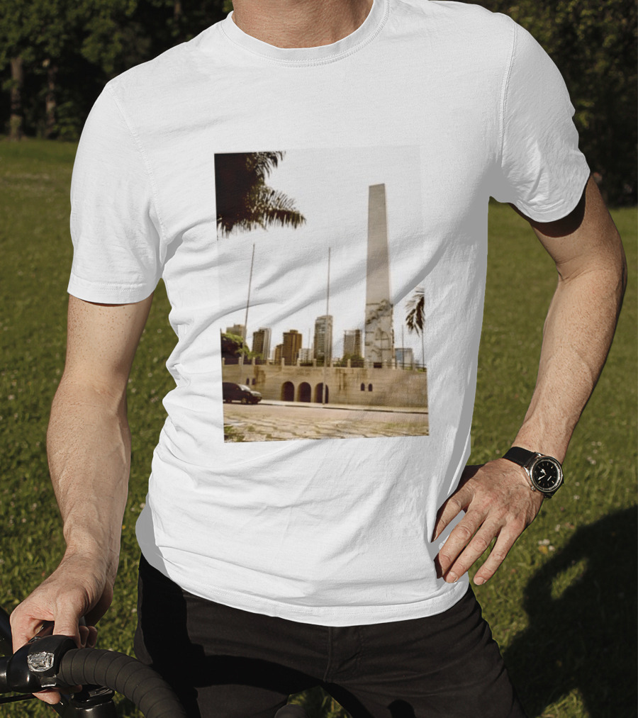 Obelisco Do Ibirapuera M M D C Viveram Pouco Para Morrer Bem Morreram Jovens Historical Monument São Paulo Brazil T-Shirt