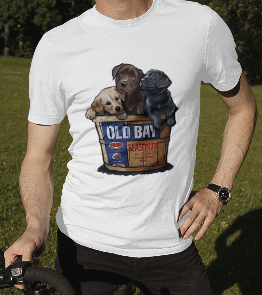 Old Bay Seasoning Labrador Puppies In Bushel Basket For Seafood Poultry Salads Meats T-Shirt