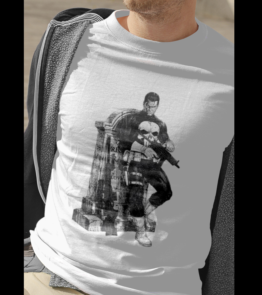 Frank Castle Gravestone Rest Of Loved Ones Marvel Comics The Punisher T-Shirt