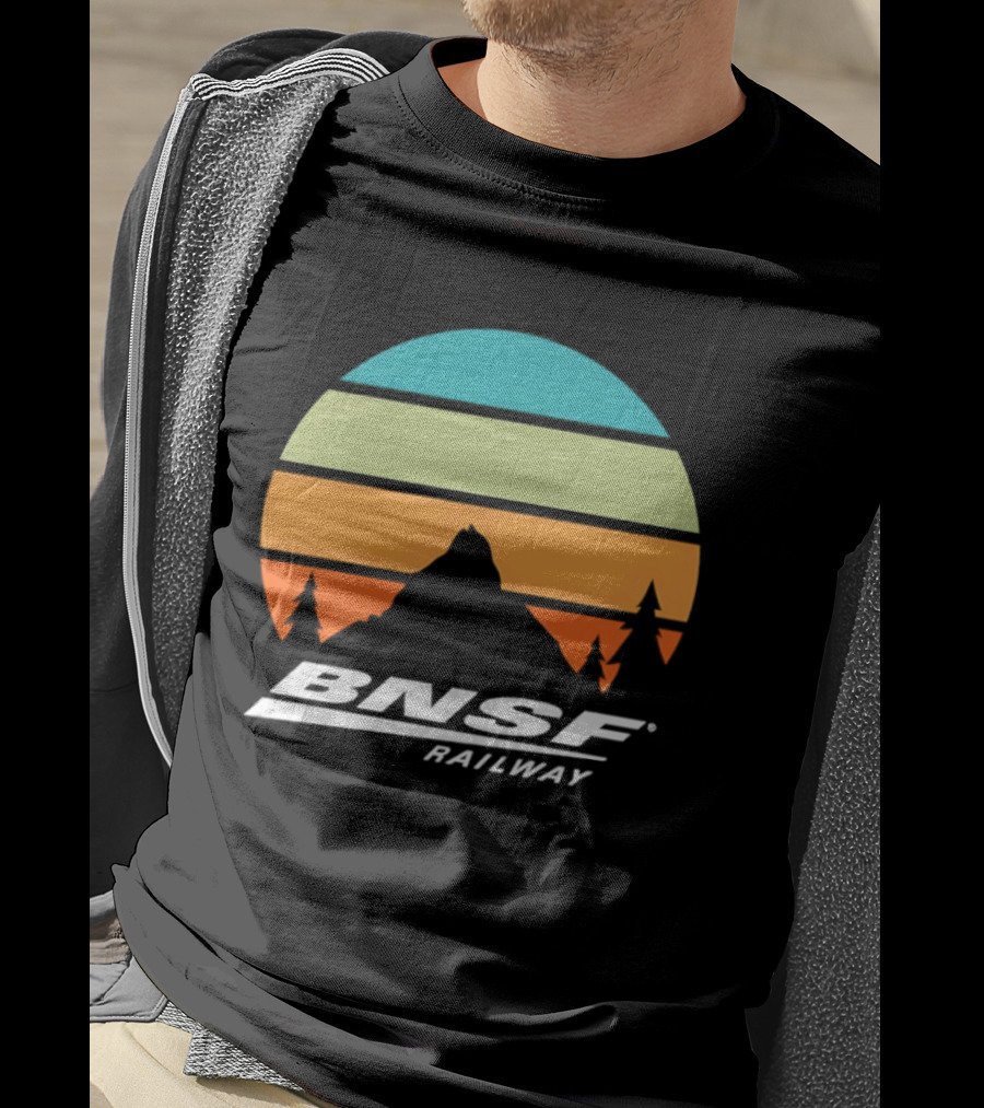 BNSF Railway Mountain Landscape Retro Sunset T-Shirt