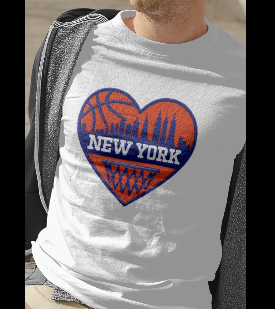 New York Knicks Heart Skyline Basketball Hoop T-Shirt