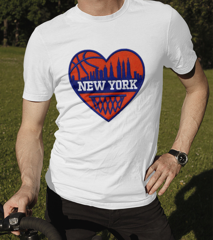 New York Knicks Heart Skyline Basketball Hoop T-Shirt